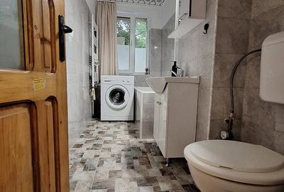 Garsonieră decomandată în Cornișa