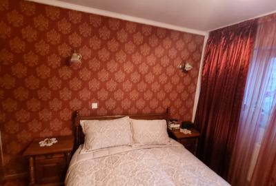 Apartament cu 4 camere decomandat, mobilat în Drumul Taberei