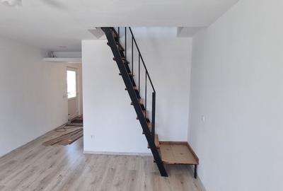 Casă cu 4 camere cu Teren 600 Mp în Câmpulung la Tisa
