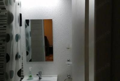 Garsonieră decomandată în Rahova