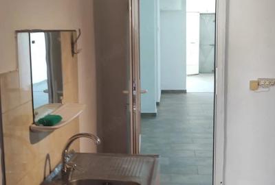 Spațiu comercial, de 75 mp, în Traian