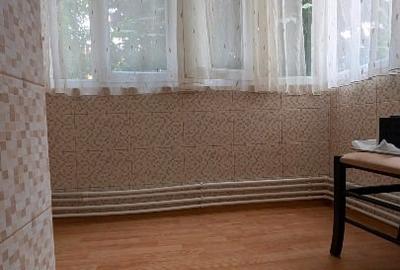 Apartament cu 2 camere decomandat în Ostroveni