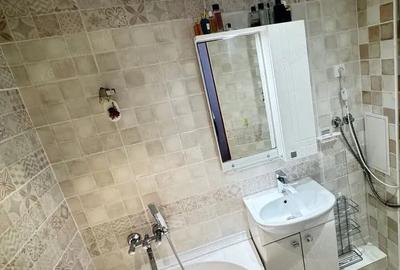 Apartament cu 2 camere semidecomandat în Olimpia-Stadion