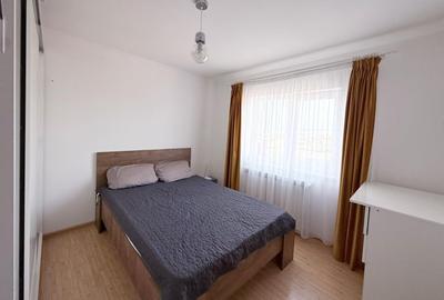 Apartament cu 3 camere semidecomandat, mobilat în Central - 1