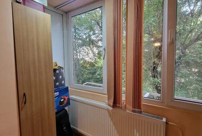 Apartament cu 3 camere semidecomandat în Șagului