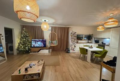 Apartament cu 2 camere semidecomandat, mobilat în Florești - 2