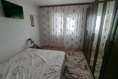 Apartament cu 3 camere decomandat în Independenței - 1