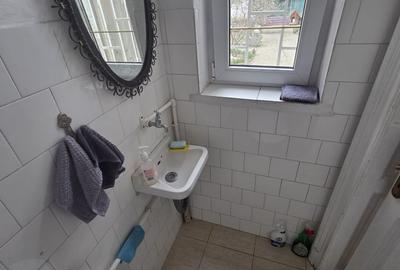 Casă cu 6 camere cu Canalizare în Dacia - 8
