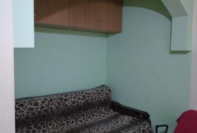 Garsonieră semidecomandată în Titan