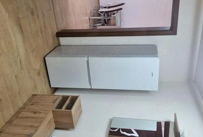 Apartament cu 3 camere semidecomandat în Central - 5