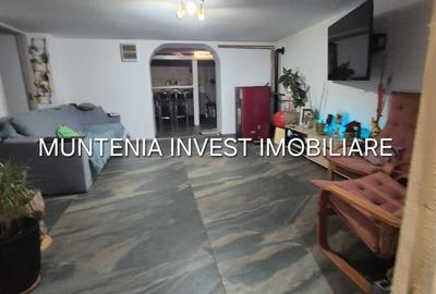 Casă cu 4 camere în Ștefănești