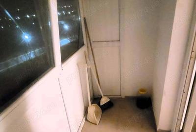 Apartament cu 3 camere semidecomandat în Central - 5