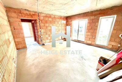 Apartament cu 2 camere semidecomandat în Giroc
