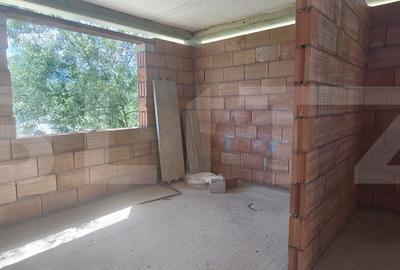 Casă cu 4 camere cu Teren 350 Mp în Central - 9