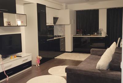 Apartament cu 3 camere decomandat în Valea Moșneagului