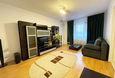 Apartament cu 3 camere semidecomandat, mobilat în Central