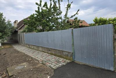Casă individuală cu 3 camere cu Canalizare în Central - 12
