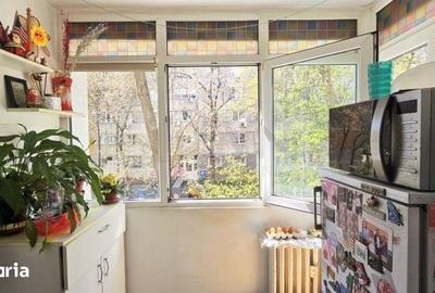 Apartament cu 3 camere decomandat în Crângași - 4