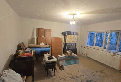 Apartament cu 2 camere decomandat în Sebastian - 2