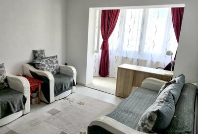 Apartament cu 2 camere decomandat în Cetate