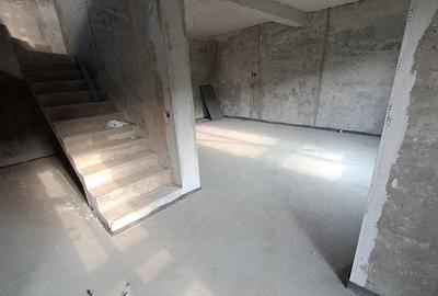 Casă cu Teren 480 Mp în Central - 5