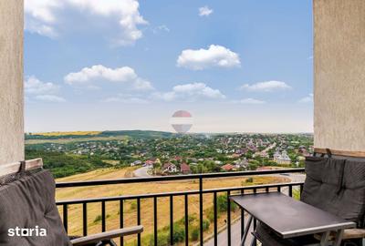 Apartament cu 5 camere decomandat în Breazu