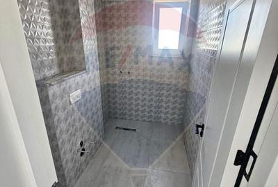 Apartament cu 3 camere semidecomandat în Calea Severinului - 9