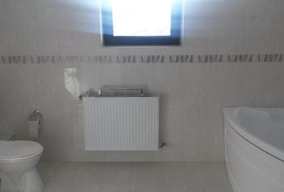 Casă cu 5 camere cu Teren 700 Mp în Frumușani - 7