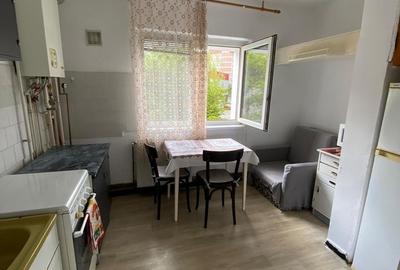 Garsonieră decomandată în Județean - 9