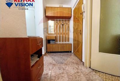 Apartament cu 3 camere decomandat în Valea Rosie - 14