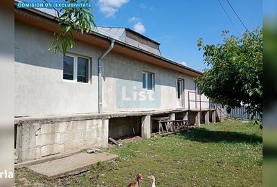 Casă cu 3 camere în Traian - 7