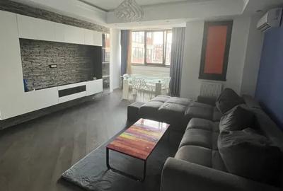 Apartament cu 2 camere decomandat în Tomis Plus