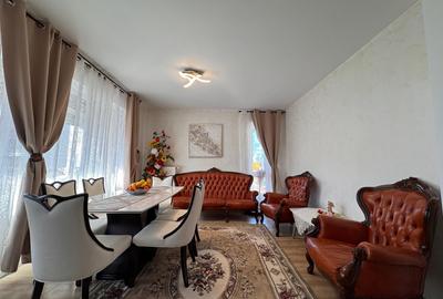 Apartament cu 3 camere decomandat, mobilat în Tractorul