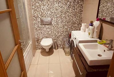 Apartament cu 4 camere decomandat în Ștefăneștii de Jos - 4