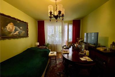 Apartament cu 2 camere semidecomandat, mobilat în Medicină