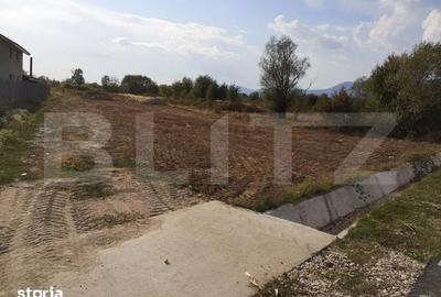 Teren de 2670 mp, în Lelești