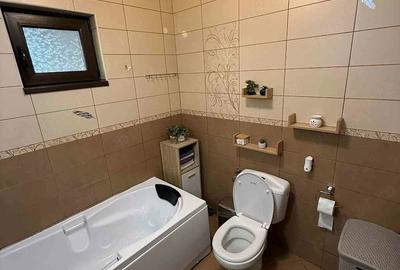 Casă cu Teren 303 Mp în Poarta Albă - 4