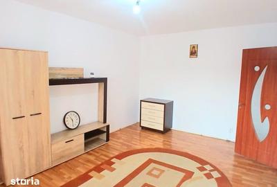 Apartament cu 2 camere în Mircea cel Bătrân