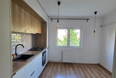 Apartament cu 2 camere decomandat, mobilat în Vitan Mall