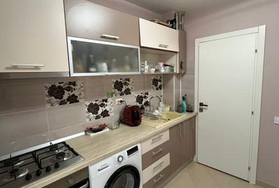 Apartament cu 2 camere semidecomandat în Florești