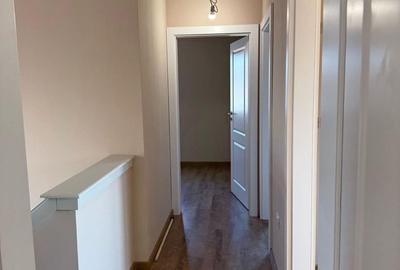 Duplex cu 4 camere cu Canalizare în Utvin - 8