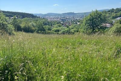 Teren de 7500 mp, în Central - 1