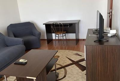 Apartament cu 2 camere decomandat, mobilat în Aradului