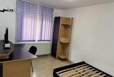 Apartament cu 2 camere semidecomandat în Aradului - 1