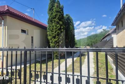 Casă cu 3 camere cu Teren 3286 Mp în Central - 6