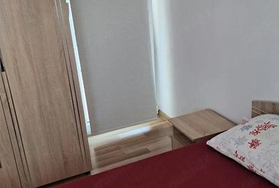 Apartament cu 3 camere decomandat în Exterior Vest
