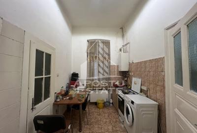 Apartament cu 3 camere semidecomandat în P-ța Maria - 3