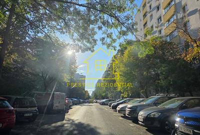Apartament cu 3 camere decomandat, mobilat în Dristor