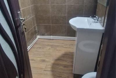 Apartament cu 4 camere decomandat în Central - 2
