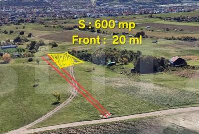 Teren de 600 mp, în Central - 8